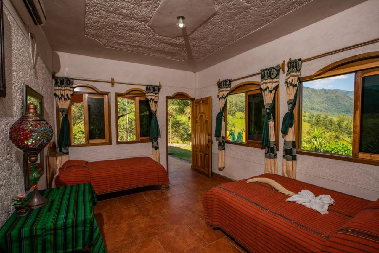 Hotel El Mirador De Tansu Lanquín Exteriér fotografie