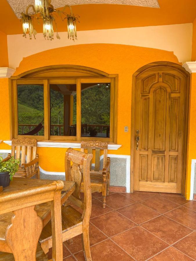 Hotel El Mirador De Tansu Lanquín Exteriér fotografie