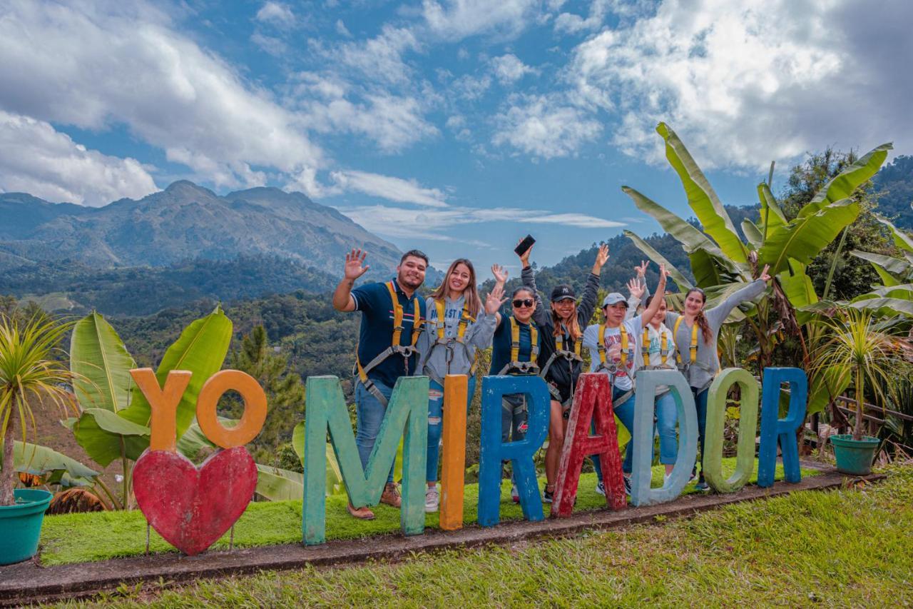Hotel El Mirador De Tansu Lanquín Exteriér fotografie